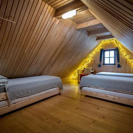 Drevenica Jurosik Holiday home
